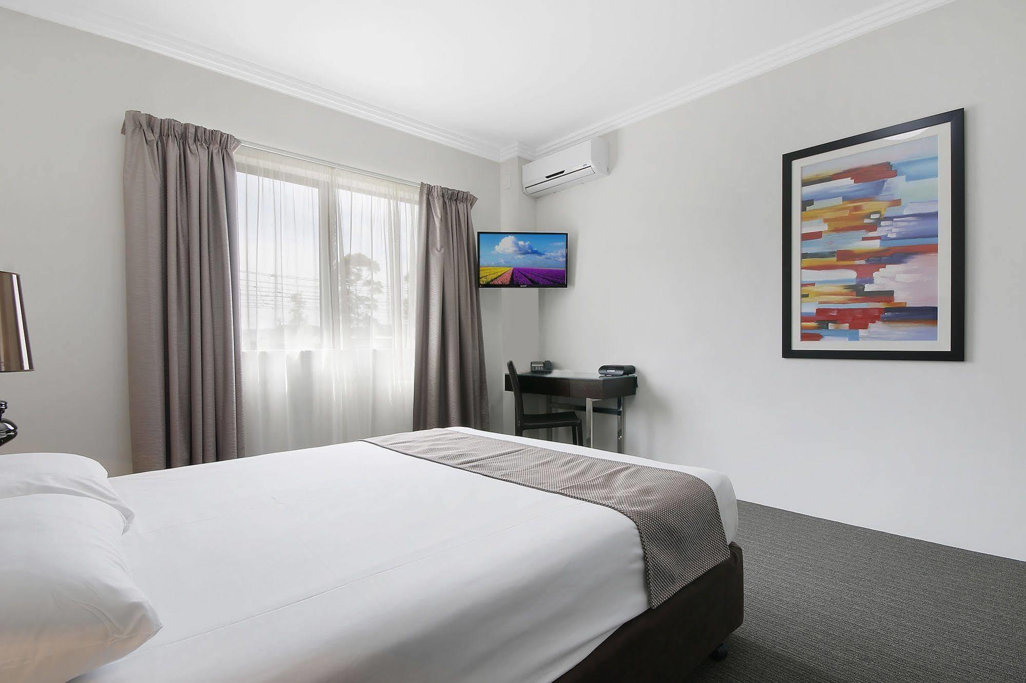 Value Suites Penrith Luaran gambar